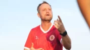Pelatih CAHN FC, Mano Polking