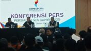 Menpora Erick Thohir Saat Konferensi Pers di Wisma Kementerian Pemuda dan Olahraga (Kemenpora), Jakarta, Kamis (16/10/2025).