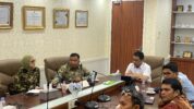Wamendes PDT, Ahmad Riza Patria, Saat Menerima Audiensi dari Bupati Takalar, Firdaus Daeng Manye
